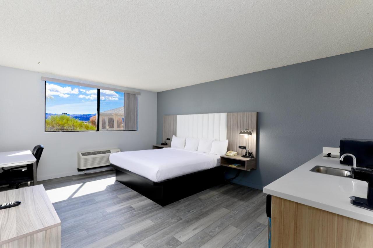 Studio 6 Suites Lake Havasu City Az Kültér fotó