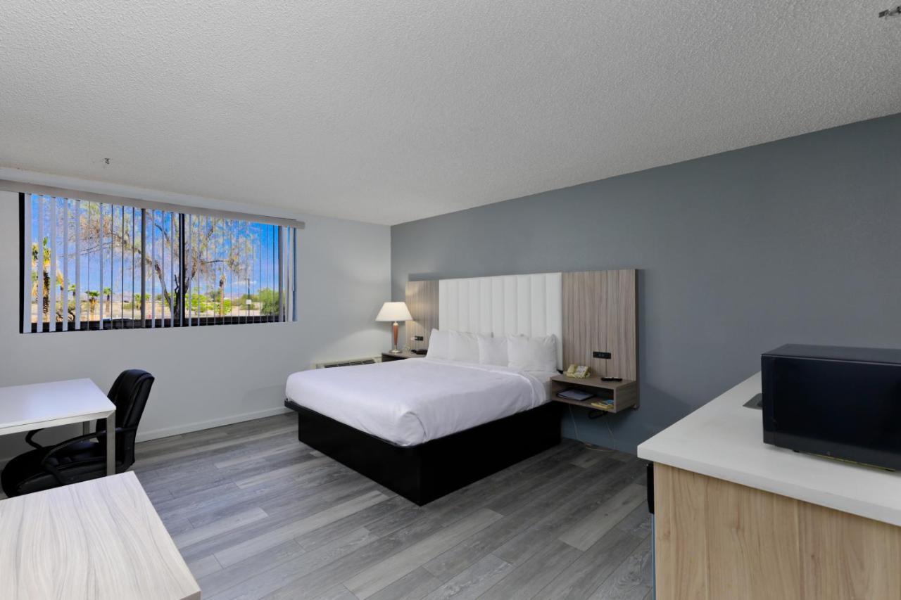 Studio 6 Suites Lake Havasu City Az Kültér fotó