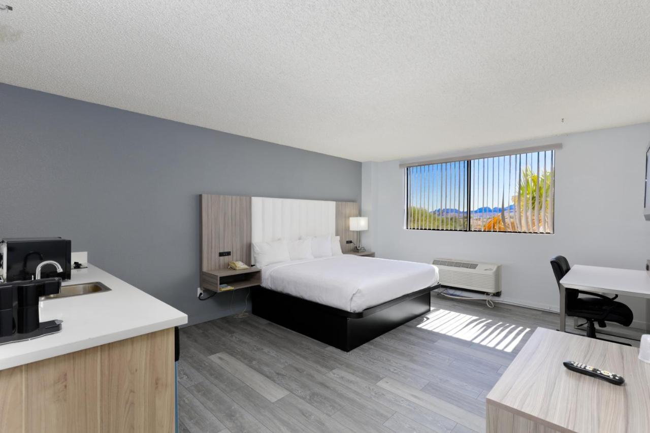 Studio 6 Suites Lake Havasu City Az Kültér fotó