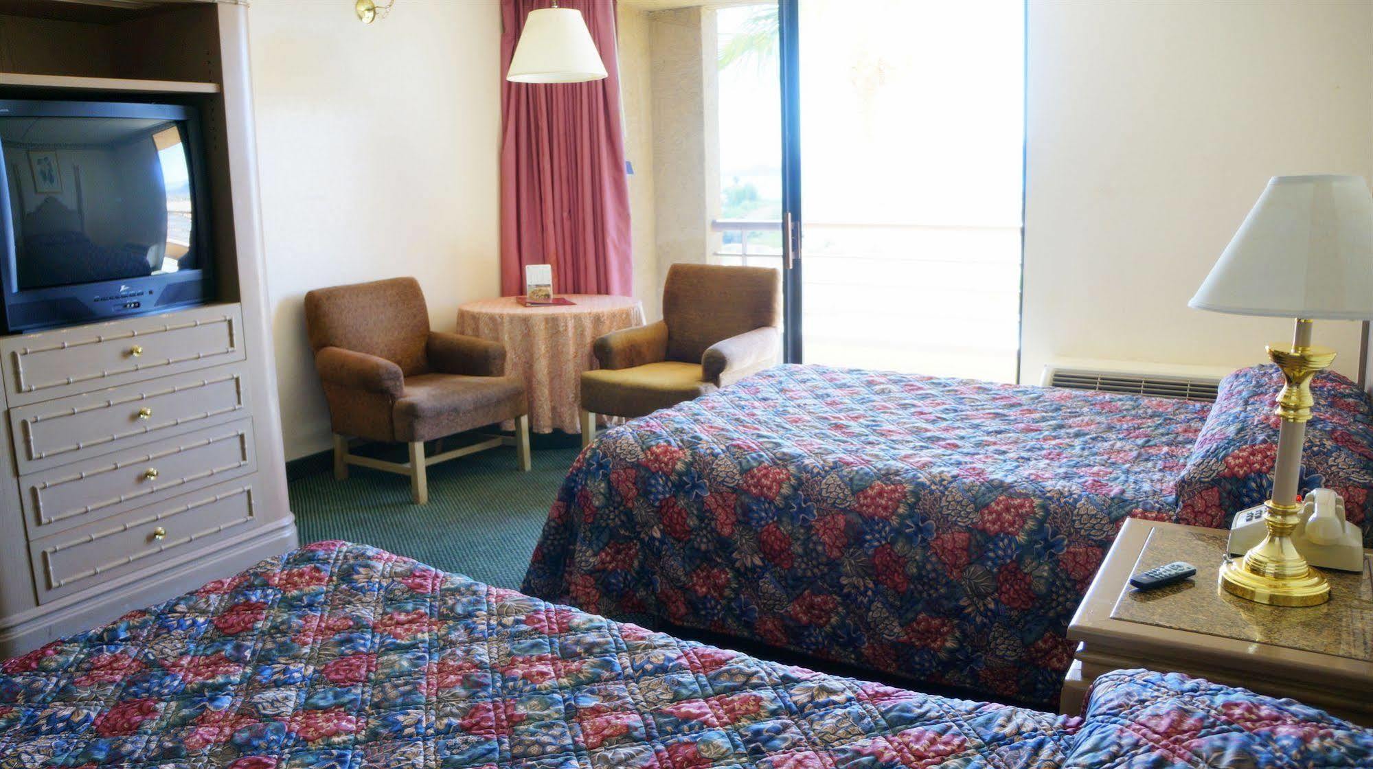 Studio 6 Suites Lake Havasu City Az Kültér fotó